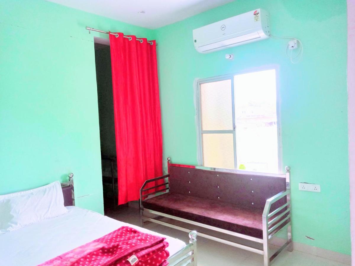 Hotel Parvati Residency Sitapur Muafi Esterno foto